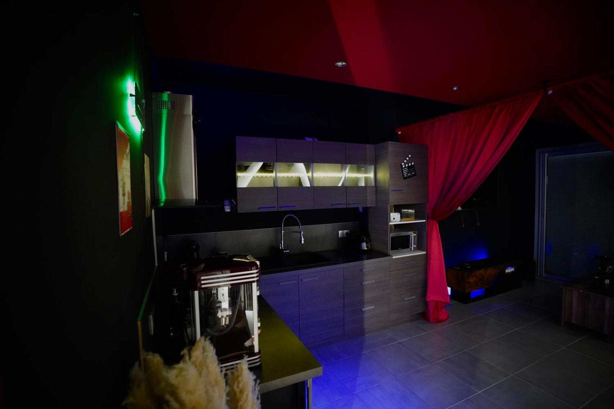 L Unique Cinema Room Grenoble Exterior foto